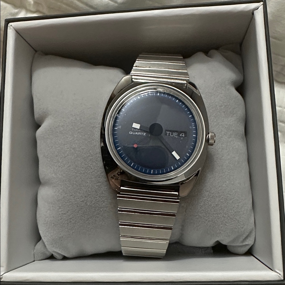 1975 Enigma Reissue Watch